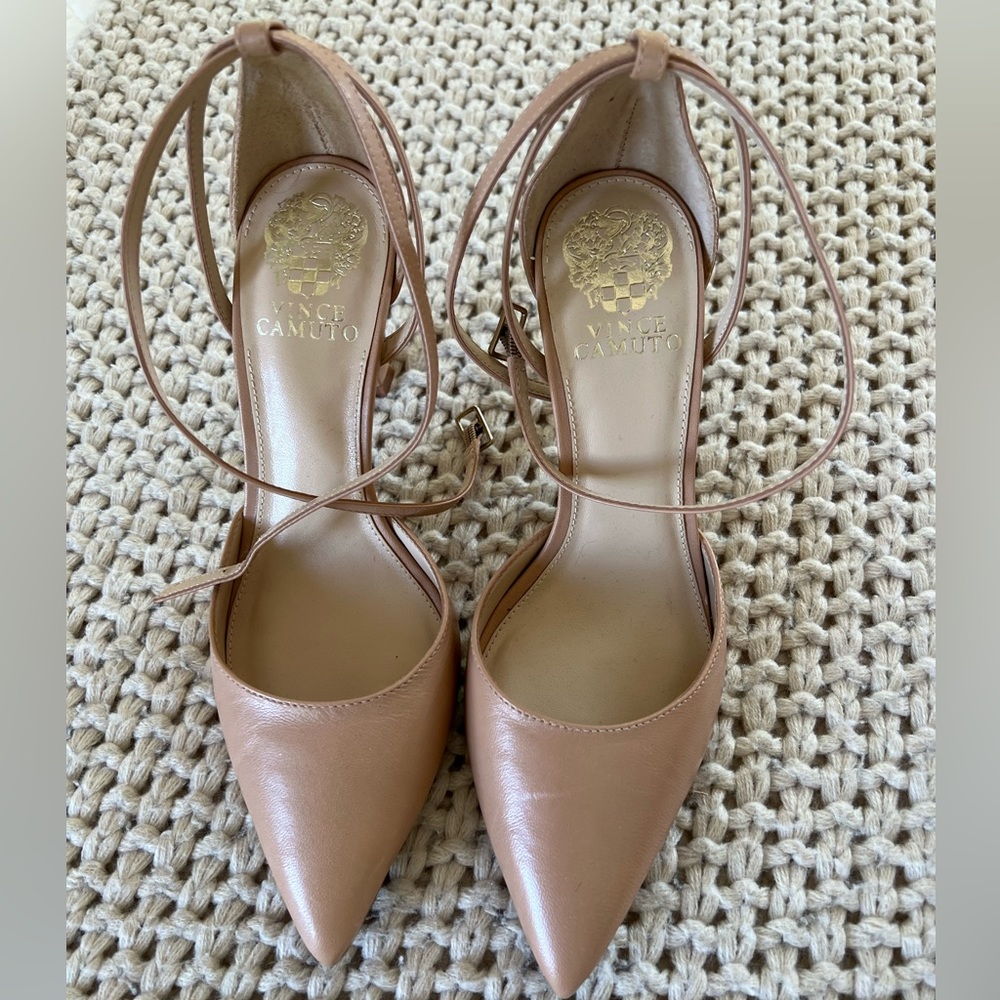 Vince Camuto size 7.5 stiletto ankle strap heels